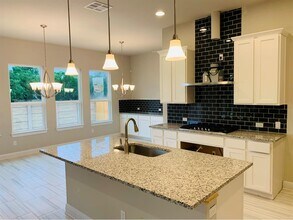4628 Collins St in Round Rock, TX - Building Photo - Building Photo
