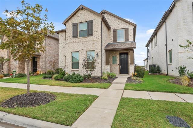 824 Trailside Ln in Lantana, TX - Foto de edificio