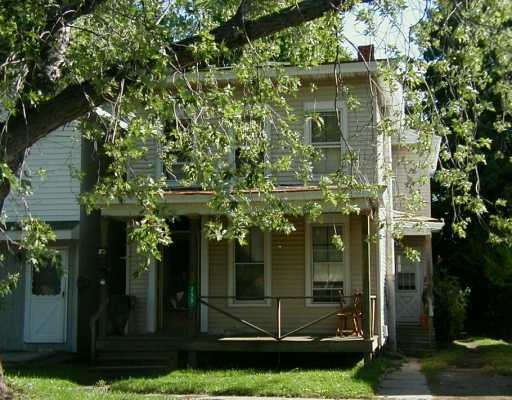 255 W Fifth St in Oswego, NY - Building Photo