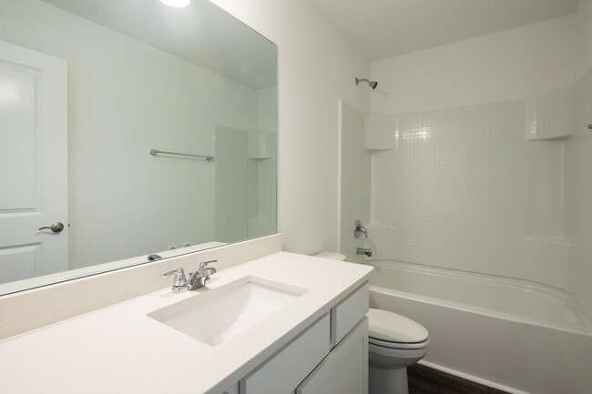 Beacon at Clinton Corners Rental Homes in Dade City, FL - Building Photo - Interior Photo