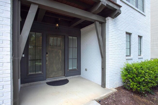 2021 Beech Ave in Nashville, TN - Building Photo - Building Photo