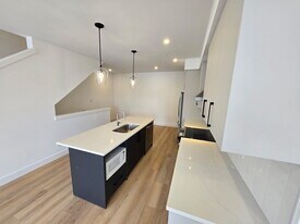 4255 Lismer Ln in London, ON - Building Photo