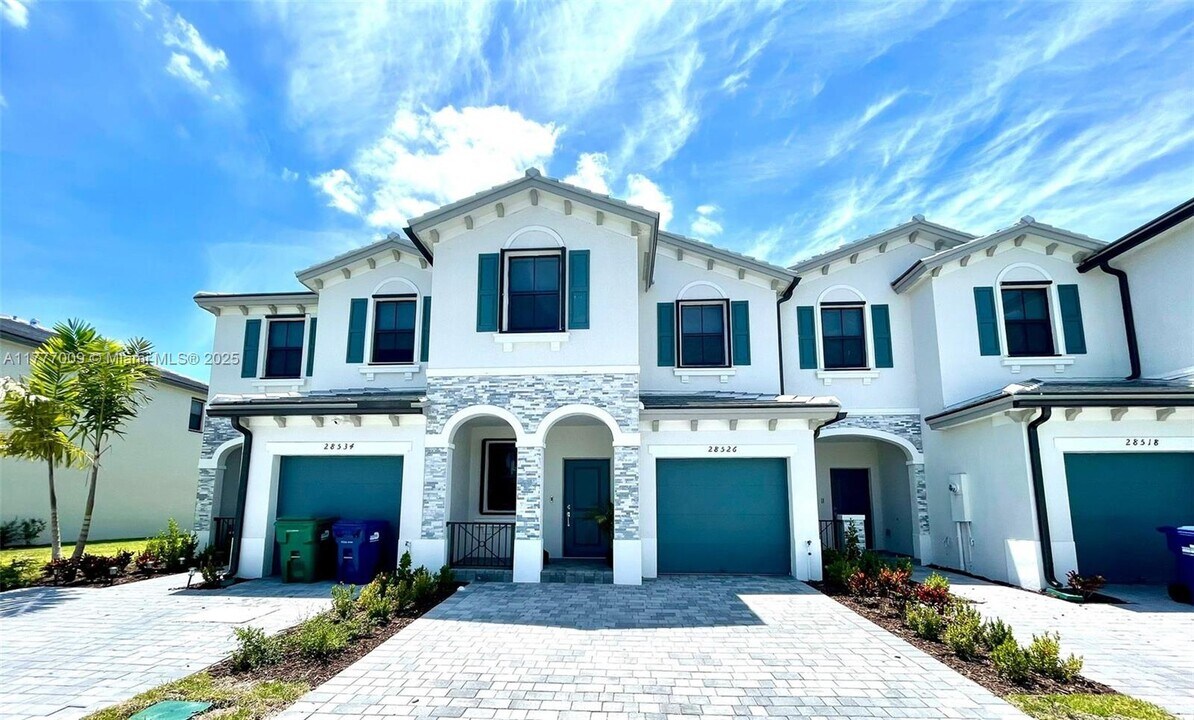 28526 SW 134th Ave in Homestead, FL - Building Photo