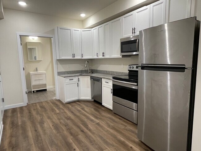 707 N 40th St, Unit 2 photo'