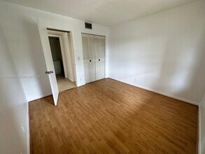 7137 Golf Colony Ct in Greenacres, FL - Building Photo - Building Photo