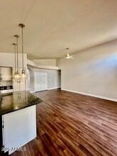 4614 E Thistle Landing Dr in Phoenix, AZ - Building Photo - Building Photo