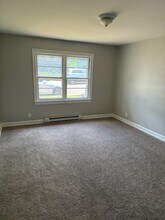 321 Douthit St in Greenville, SC - Building Photo - Building Photo