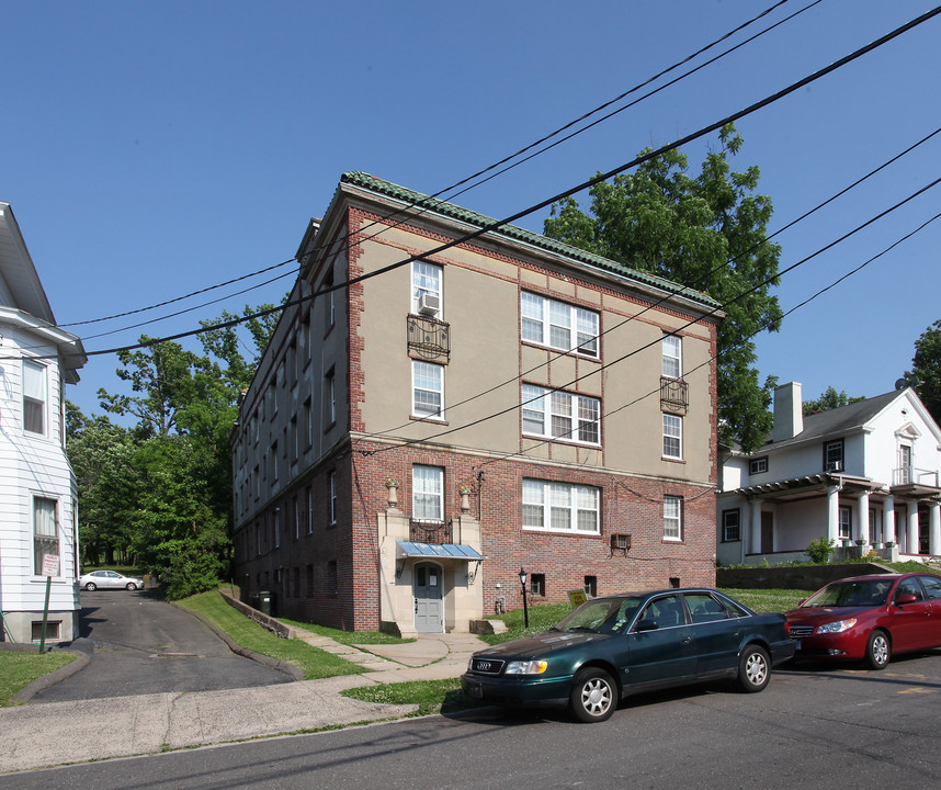 32-34 Park Place in New Britain, CT - Building Photo