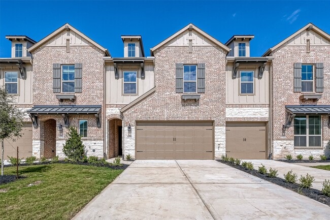 property at 6570 Scarlet Pond Ln
