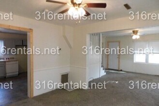 621 Osage St in Augusta, KS - Building Photo - Building Photo