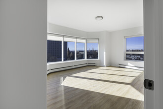 Summer Crest Apartments in Halifax, NS - Building Photo - Building Photo
