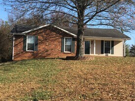 537 Westwood Dr in Clarksville, TN - Building Photo