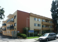 Langdon Gardens in Van Nuys, CA - Building Photo - Other