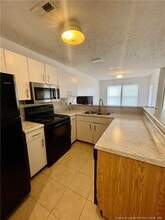 6736 Willowbrook Dr in Fayetteville, NC - Foto de edificio - Building Photo