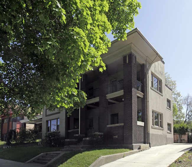 63 S 800 E in Salt Lake City, UT - Foto de edificio - Building Photo
