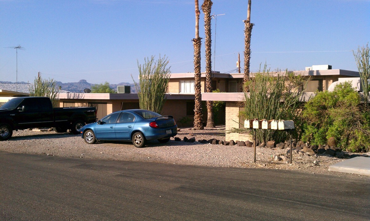 2479 Constellation Dr in Lake Havasu City, AZ - Building Photo