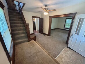 219 N Center St in Grove City, PA - Building Photo - Building Photo
