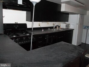 1745 Lanier Pl NW in Washington, DC - Building Photo - Building Photo