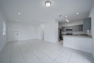 14708 NE 7th Ave in Miami, FL - Building Photo - Building Photo