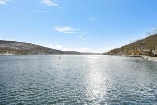 620 Jersey Ave, Unit 2 in Greenwood Lake, NY - Building Photo