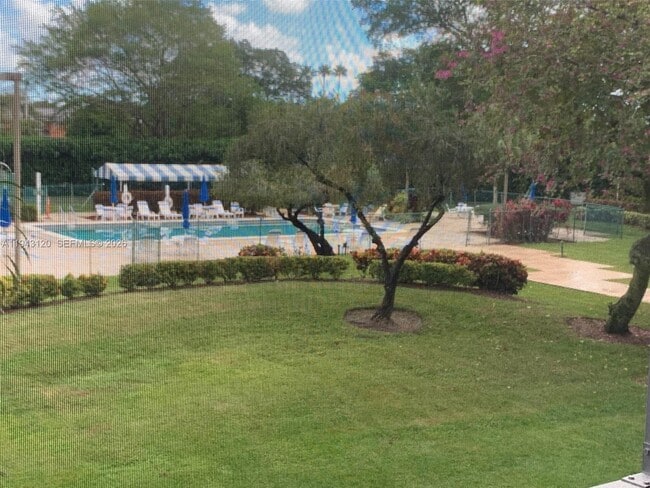 property at 1300 St Charles Pl