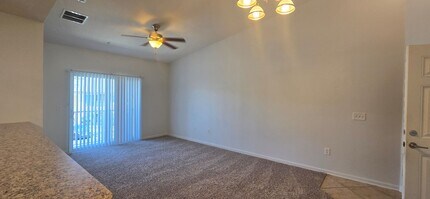 6915 Ortega Woods Dr in Jacksonville, FL - Foto de edificio - Building Photo