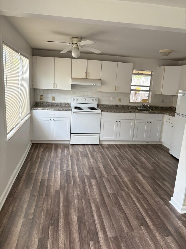 524 South B Street, Unit Rear Lower Apt.