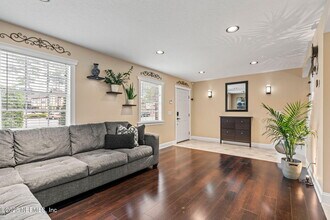 4807 Evenlode Ln in Jacksonville, FL - Building Photo - Building Photo