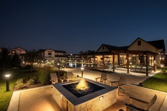 Collection at Boerne in Boerne, TX - Foto de edificio - Building Photo