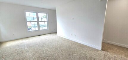 83 Buckingham Ave in Milford, CT - Building Photo - Building Photo