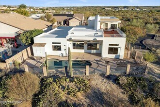 1940 E Andromeda Pl in Tucson, AZ - Building Photo - Building Photo