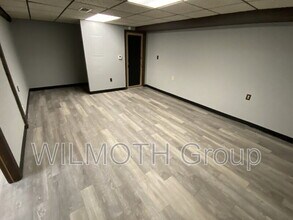 11903 E Welland St in Cumberland, IN - Building Photo - Building Photo