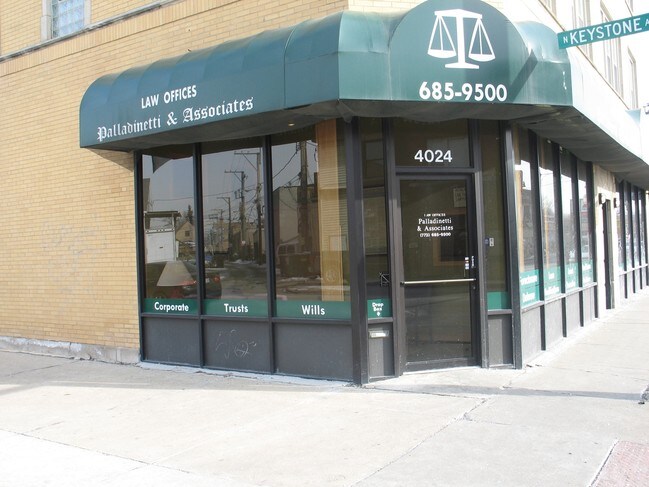 4022 W Montrose Ave in Chicago, IL - Building Photo - Building Photo