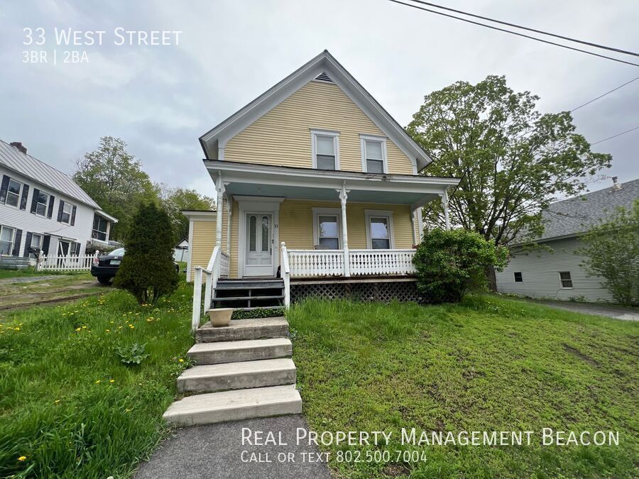33 West St in Lebanon, NH - Building Photo