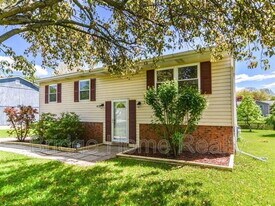 412 Mary St in Cranberry Township, PA - Building Photo