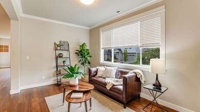 23000 SE Sycamore St in Black Diamond, WA - Building Photo - Building Photo