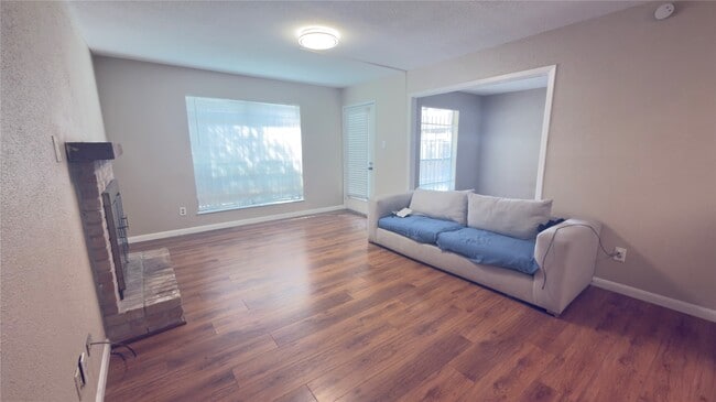 property at 2100 Wilcrest Dr