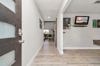 5658 Ludington Dr in Houston, TX - Building Photo - Building Photo
