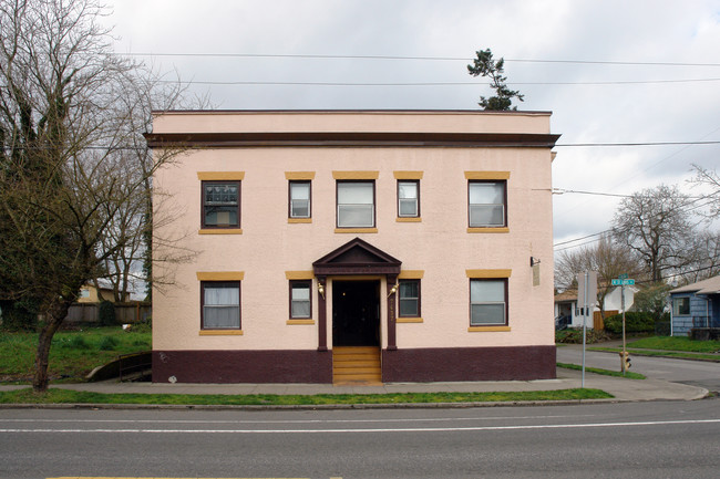 St Johns Apartments in Portland, OR - Building Photo - Building Photo