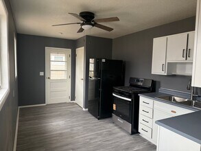 2930 N Lincoln Ave in Davenport, IA - Building Photo - Building Photo