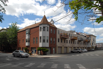 456 9th St in Hoboken, NJ - Foto de edificio - Building Photo