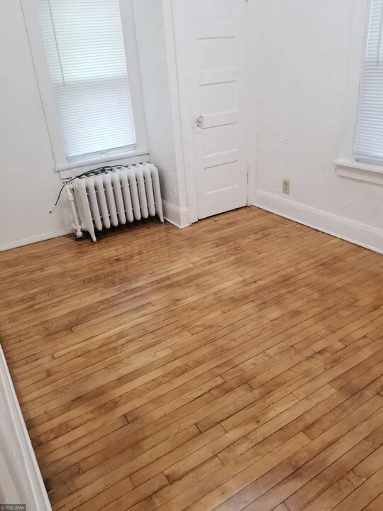 4136 N Girard Ave in Minneapolis, MN - Building Photo