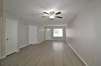 1705 Fitzgerald Ct in Arlington, TX - Building Photo - Building Photo