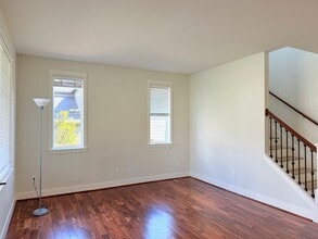 2710 242nd Pl SW in Brier, WA - Building Photo - Building Photo