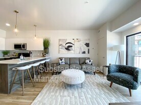 1683 Midtown Pl in Midwest City, OK - Building Photo