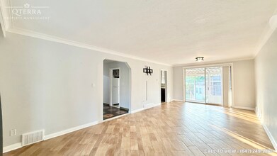 50 Langholm Dr in Toronto, ON - Building Photo - Building Photo