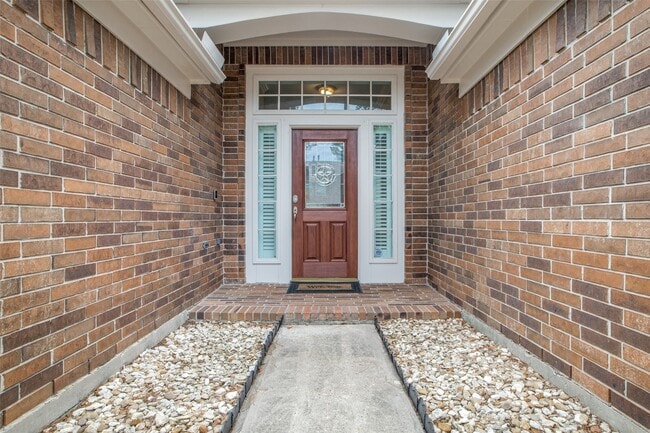 9331 Rodgers Rd in Houston, TX - Building Photo - Building Photo