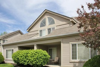 Oak Lake at Crooked Creek in Indianapolis, IN - Foto de edificio - Building Photo