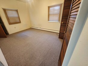 430 Jordan Ave, Unit 7 in Montoursville, PA - Foto de edificio - Building Photo