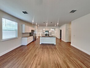 2993 Hill Valley Ln in Jacksonville, FL - Building Photo - Building Photo